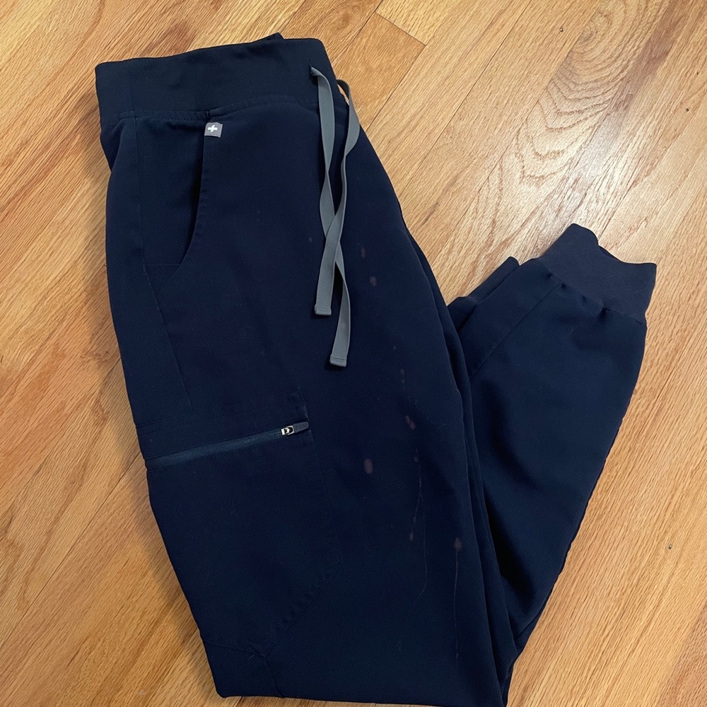 FIGS Zamora jogger scrub pant